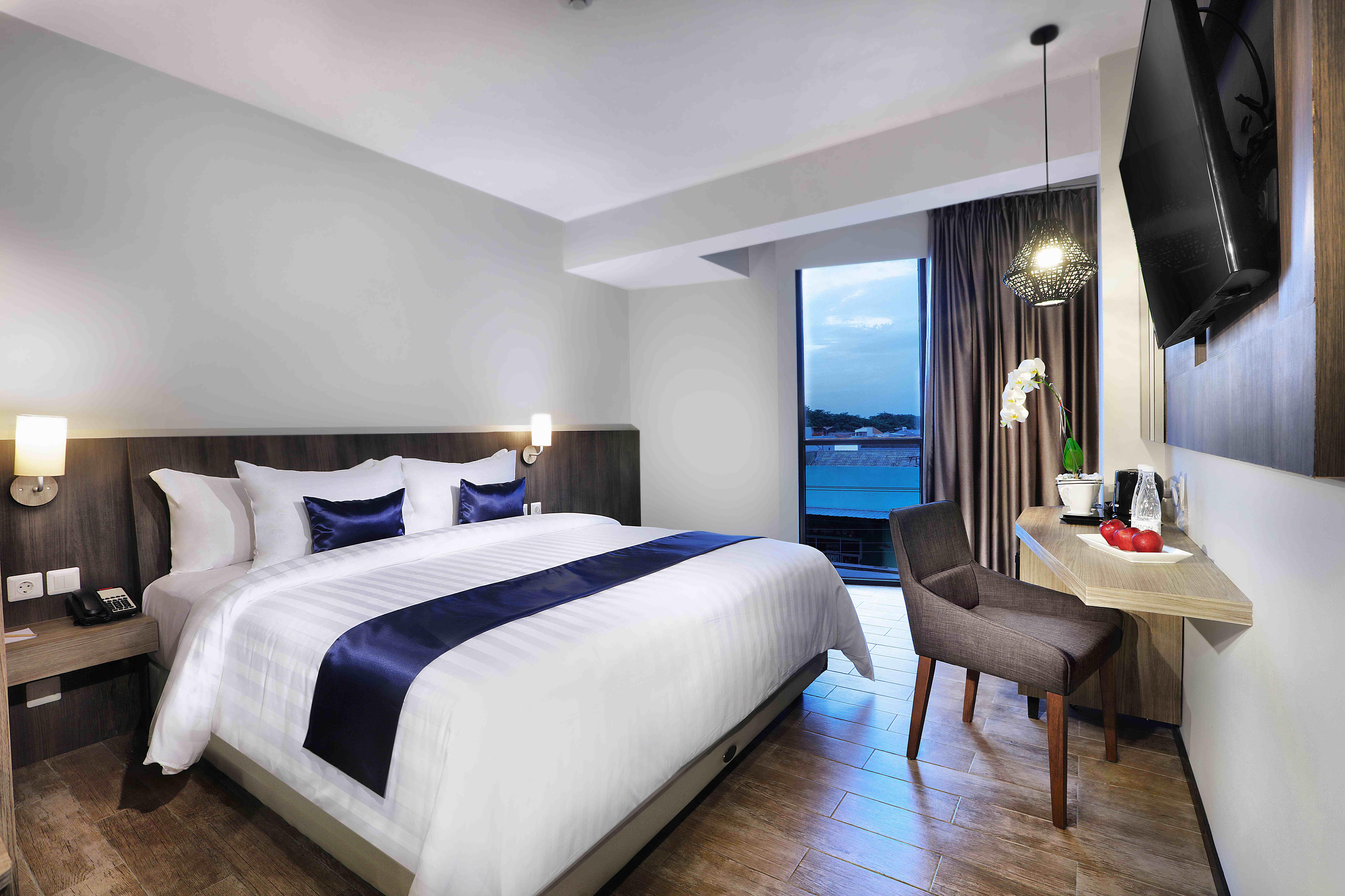 Aston Inn Pandanaran Семаранг Экстерьер фото